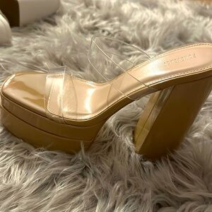 Beatiful high heels . From forever21